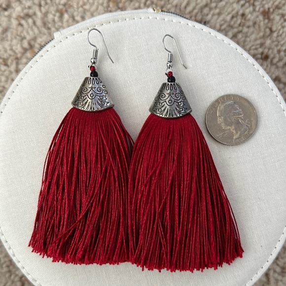 Earrings - Picture 1 of 1